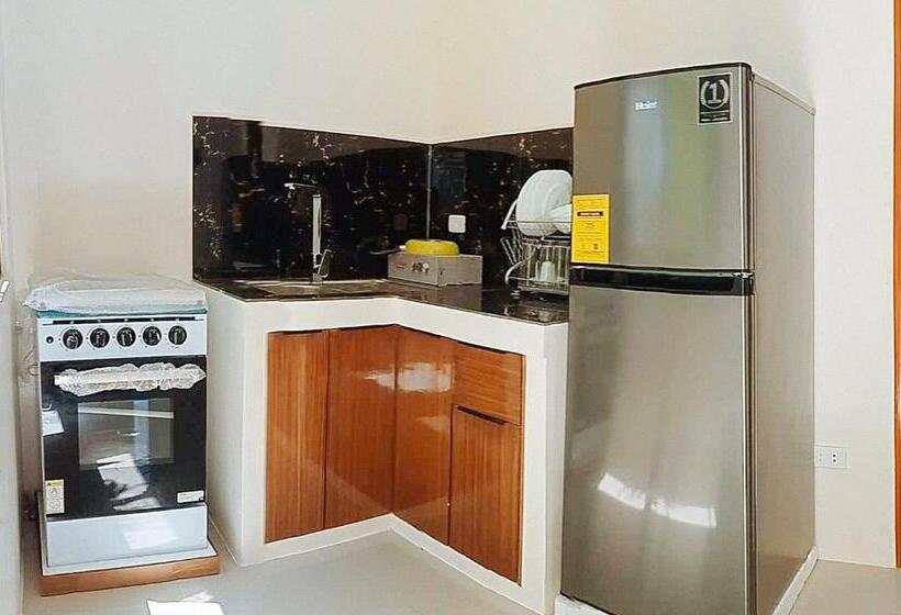 سوییت, Reddoorz @ Lm Apartelle Boracay