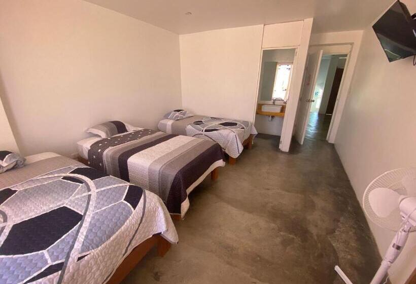 اتاق استاندارد سه نفره, Killamoon House Paracas