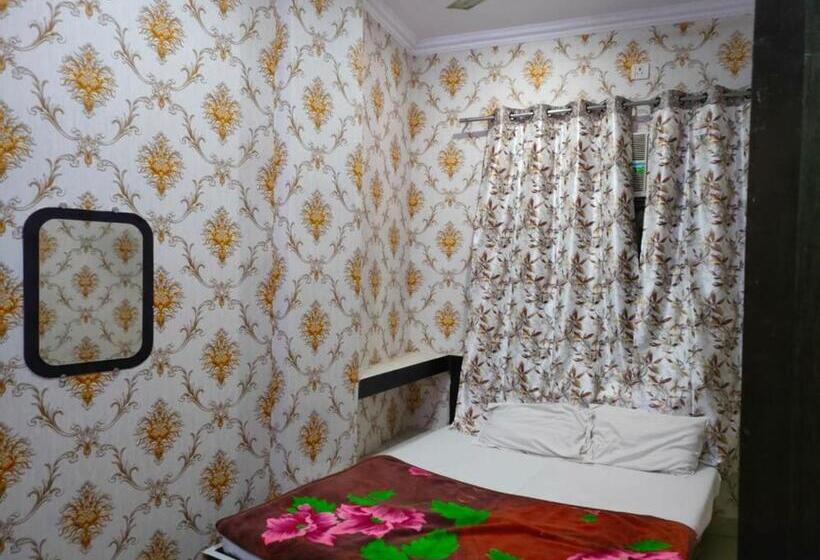 اتاق لوکس, Shree Kashi Guest House, Varanasi Near Temple 200 Meter