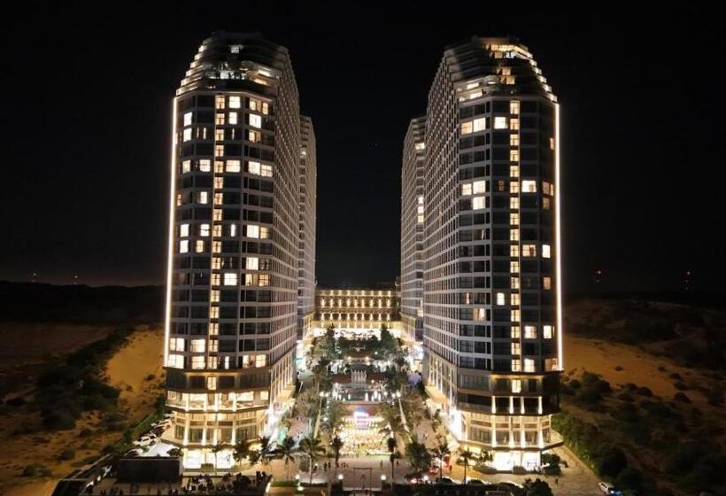 اتاق لوکس با چشم‌انداز دریا, M Condotel Apec Mandala Cham Bay Mui Ne