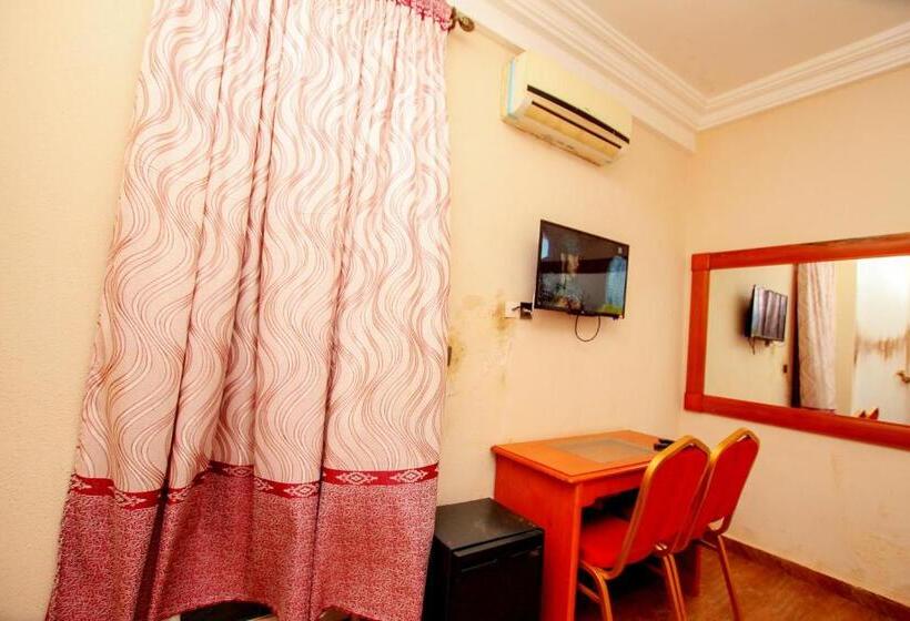 اتاق سوپریور, Benin Metropole