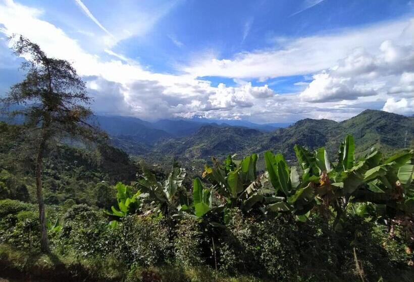 Семейный Номер, Alojamiento En Jardín Cabaña Las águilas