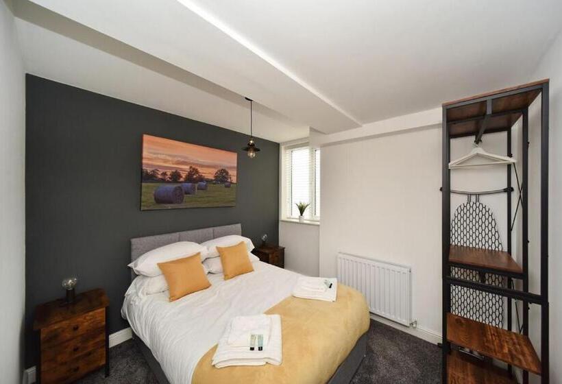דירת חדר בקומת קרקע, Chester Road Serviced Apartments