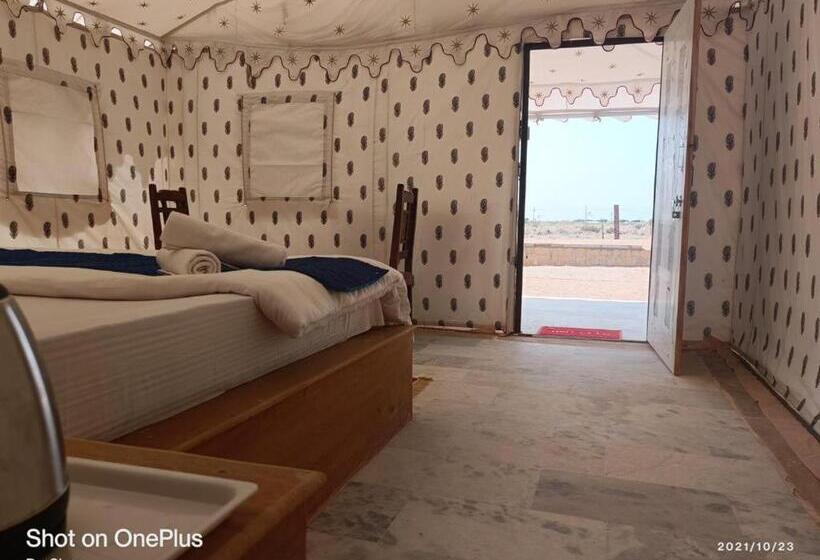 غرفة إقتصادية, Sidharth Desert Safari