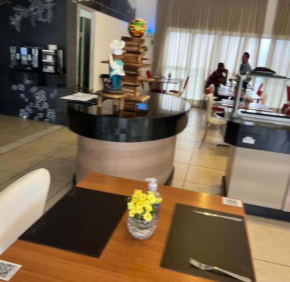 اتاق استاندارد سه نفره, Quality Flat Barra Da Tijuca