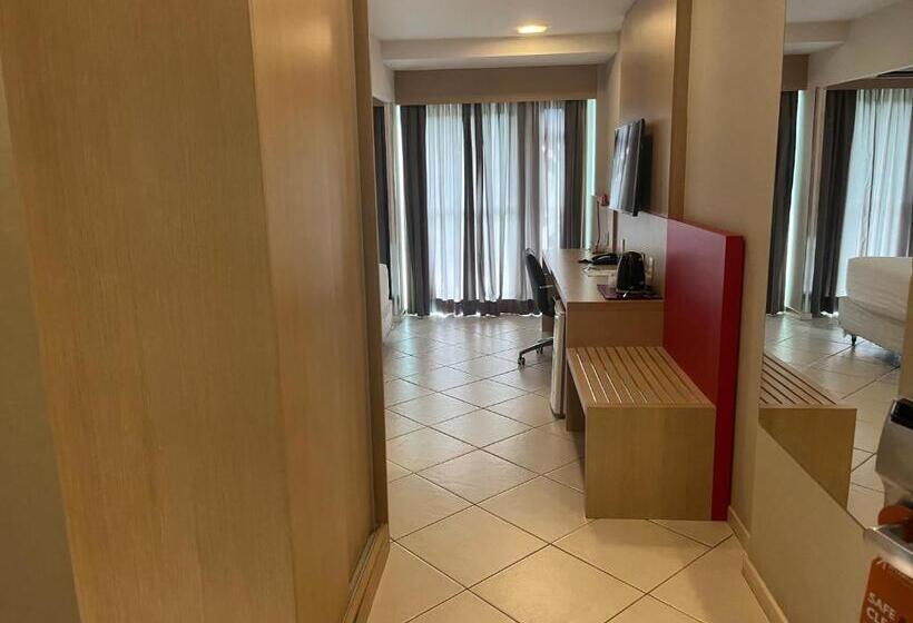 اتاق استاندارد سه نفره, Quality Flat Barra Da Tijuca