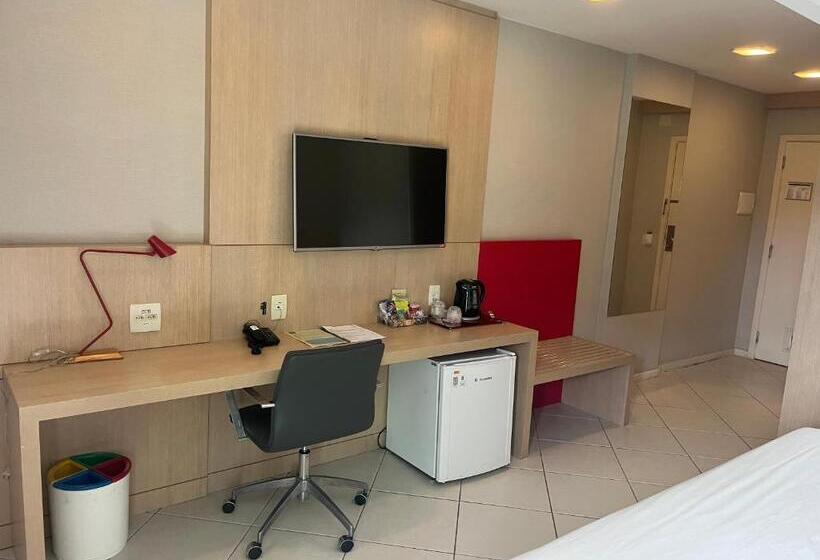 اتاق استاندارد سه نفره, Quality Flat Barra Da Tijuca