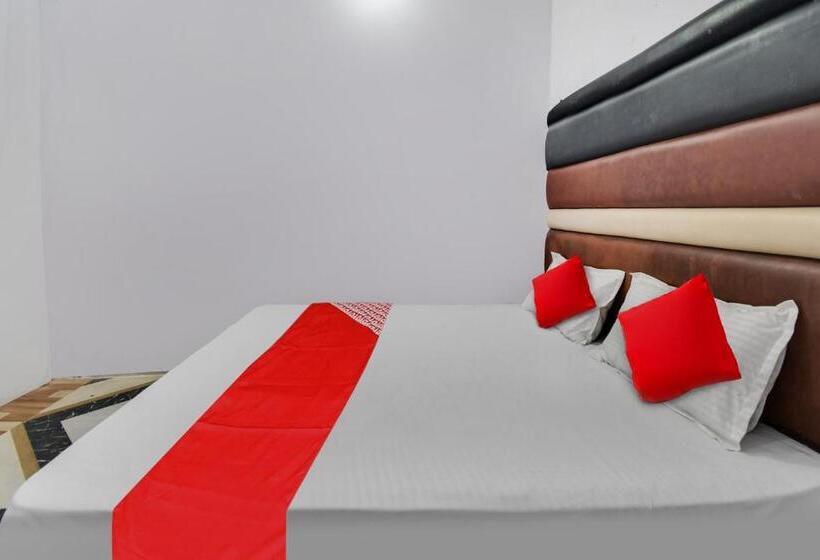 Трехместный Номер Классика, Oyo Dev Guest House