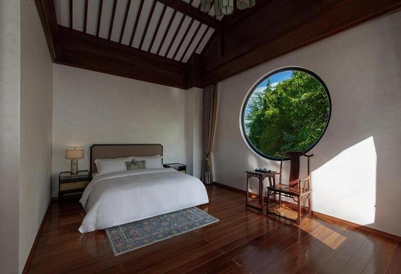 Номер Стандарт Внутренний, Lijiang Heting Nakhi Boutique Hotel   Lijiang Ancient Town
