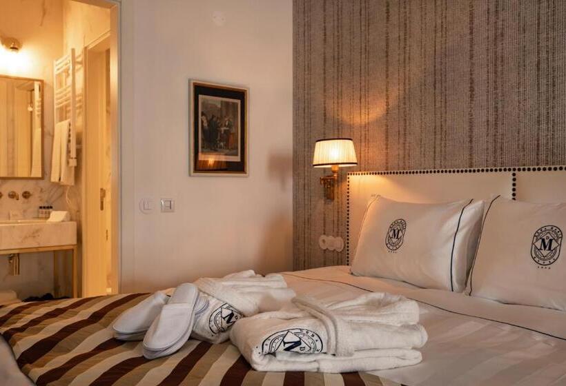 سوییت خانوادگی, Dona Maria
