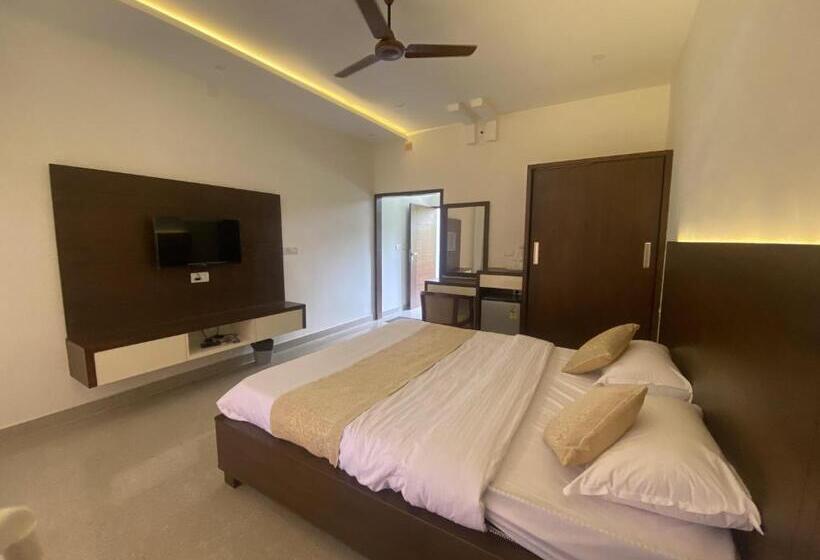 带大床的标准间, Mazra Retreat, Coorg Kushālnagar