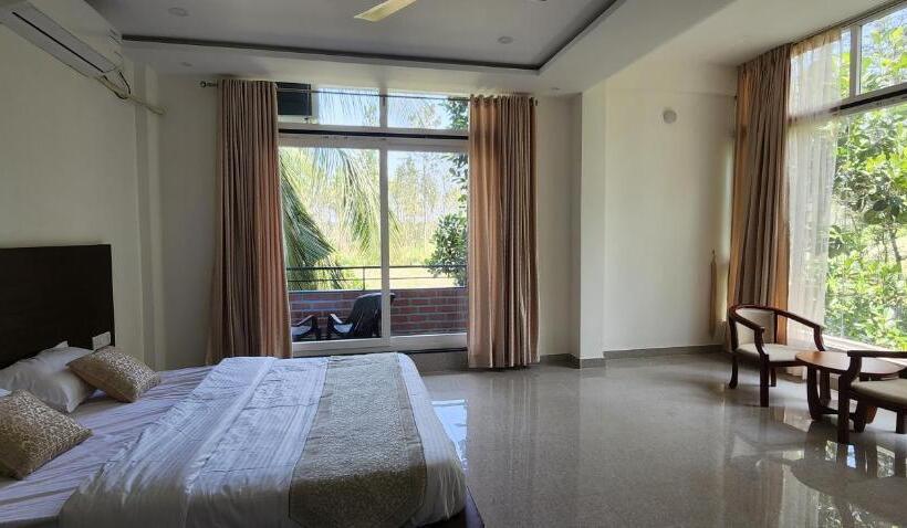 带大床的标准间, Mazra Retreat, Coorg Kushālnagar