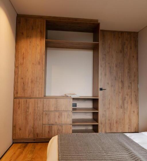 דירת חדר סופריור, Kiin Living  Child Free Coliving