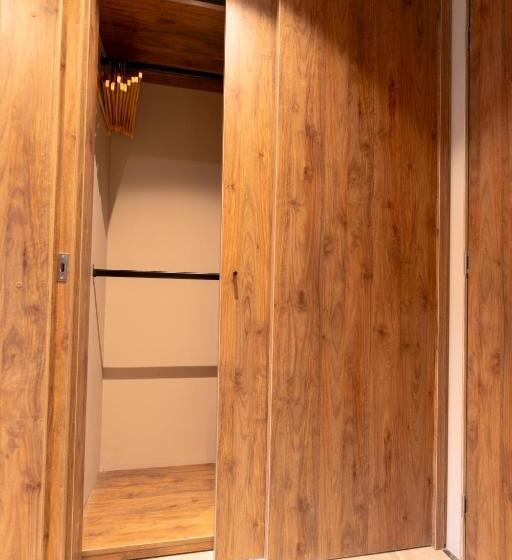 דירת שני חדרים, Kiin Living  Child Free Coliving