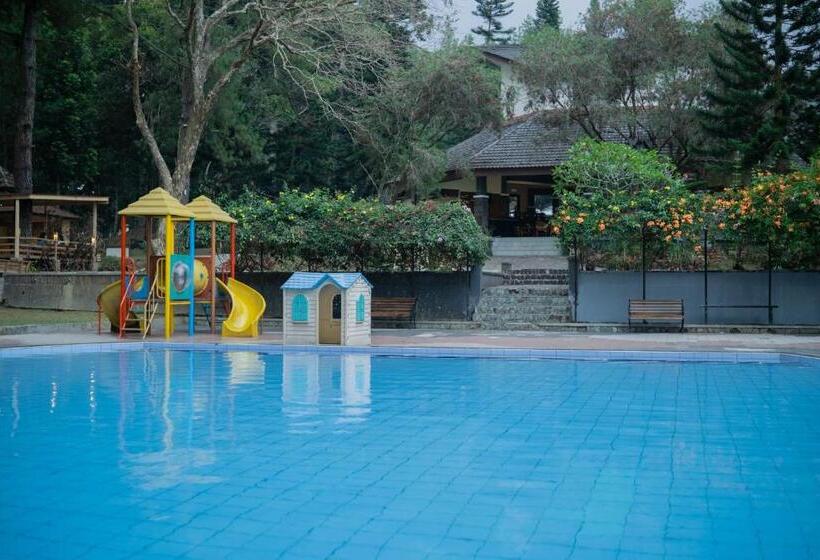 Семейный Номер, Pangrango Resort