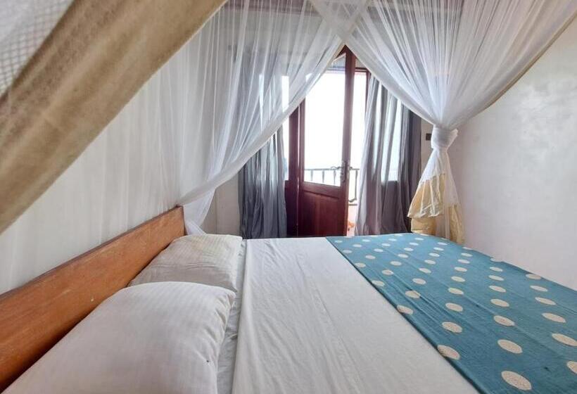 اتاق لوکس با چشم‌انداز دریا, Pwani House   Lamu Seafront