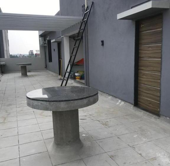 标准间带露台, The Roof Top Home Stay