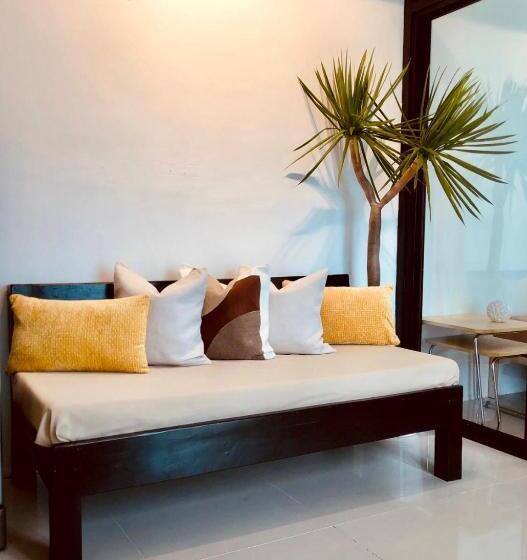 اتاق استاندارد, Agape Staycation