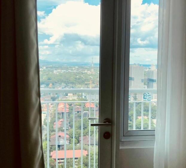 اتاق استاندارد, Agape Staycation