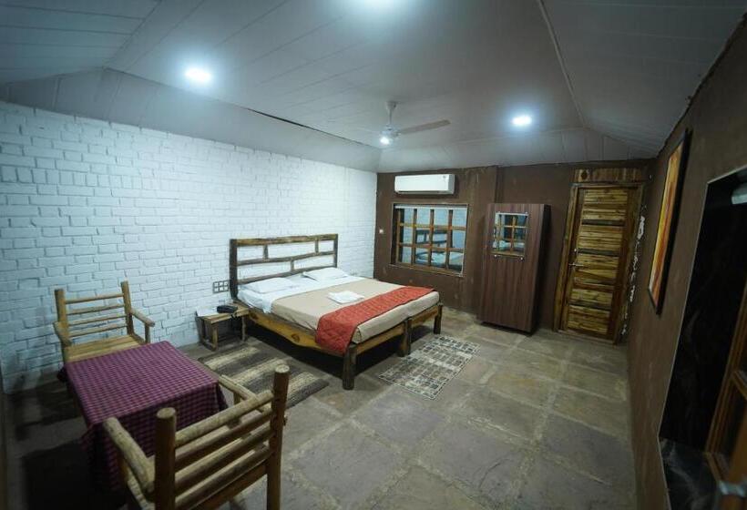 Номер Deluxe Кровать Кинг, Wild Woods Tiger Resort