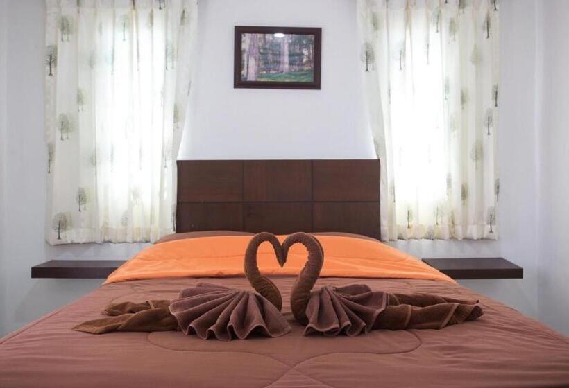 Standard Szoba, Treeside Guest House Resort