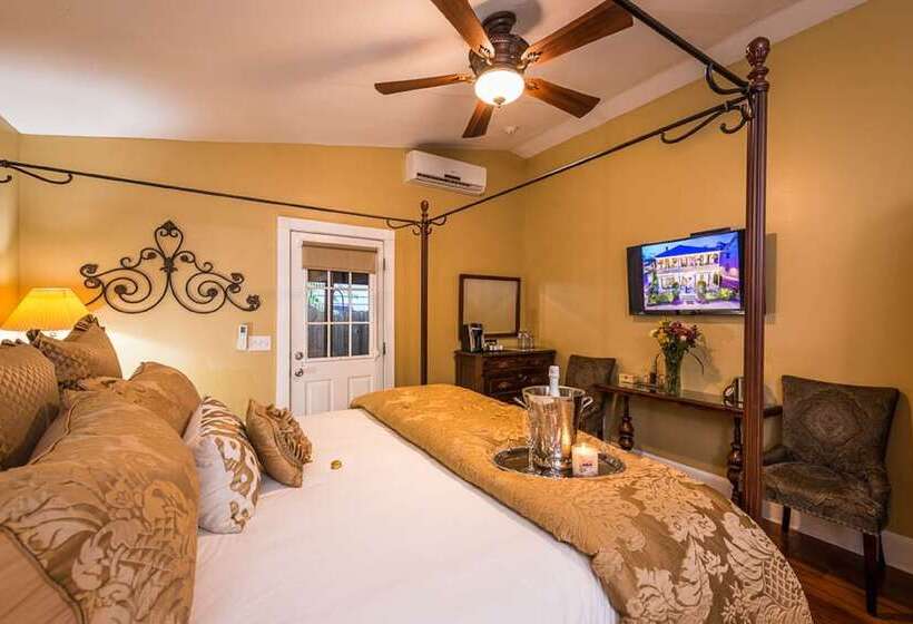 豪华房间, Carriage Way Inn Bed & Breakfast Adults Only   21 Years Old And Up