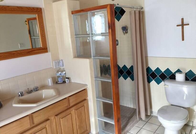 Suite con Balcón, Guadalupe Inn