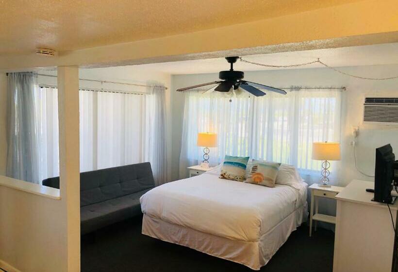 סטודיו סטנדרטי נוף לים, Sabal Palms Inn