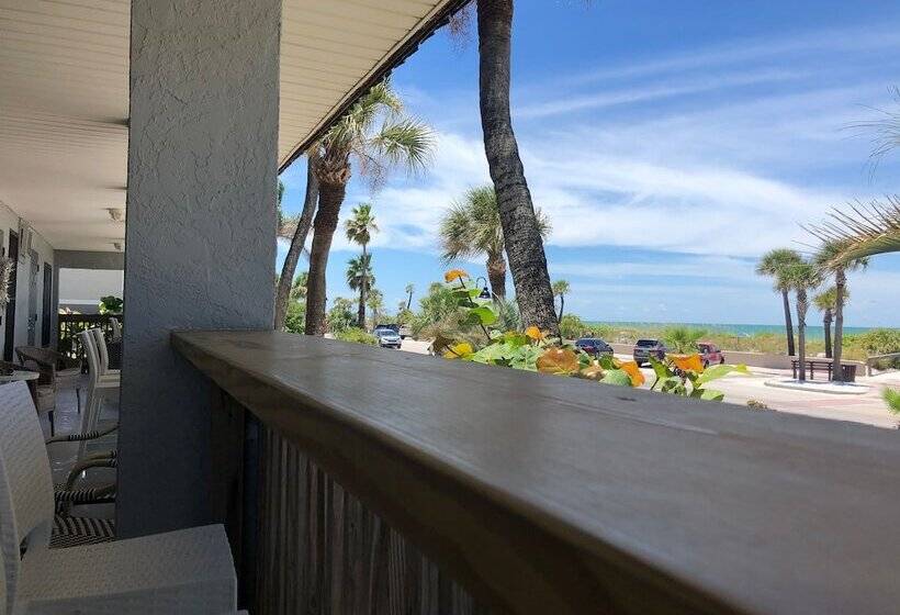 家庭工作室, Sabal Palms Inn