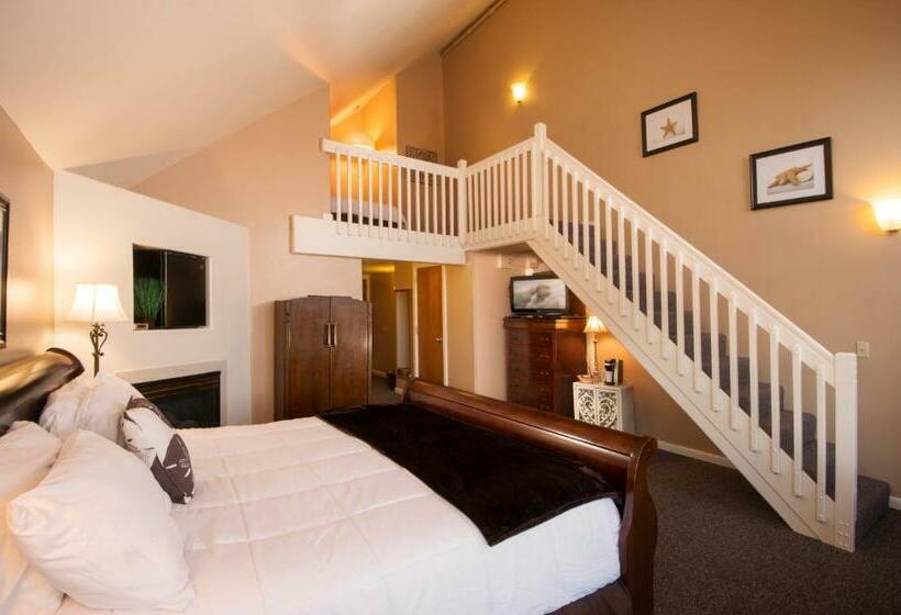 Люкс Deluxe Вид на Море, The Seaside Oceanfront Inn