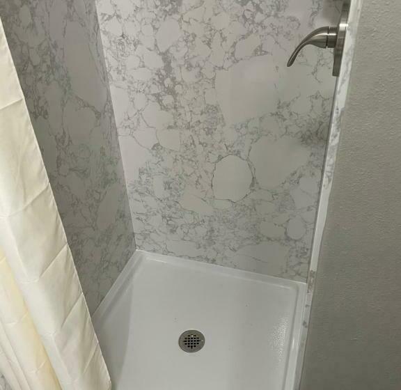 带大床的标准间, Villa Court Inn Oroville