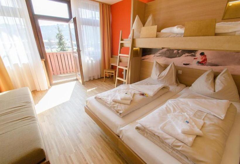 Четырехместный Номер Стандарт, Jufa Hotel Altenmarkt Zauchensee