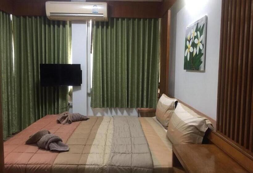Номер Стандарт, Praew Guesthouse