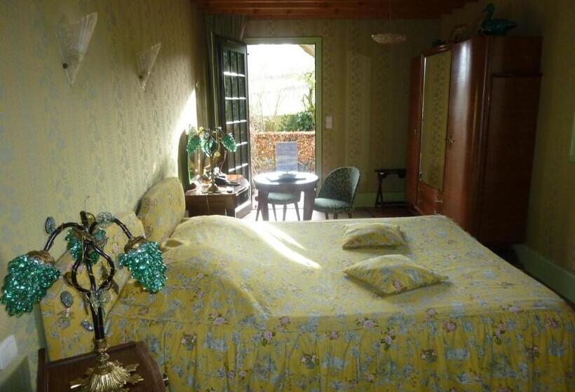 Номер Стандарт, Auberge Du Val Au Cesne