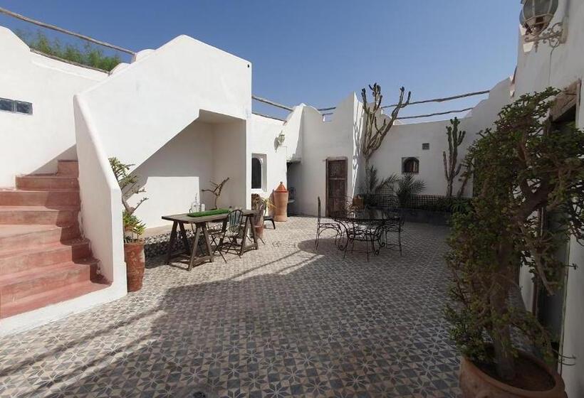 Номер Стандарт Трехместный, Riad Sahara Sunset Beach Douira Agadir