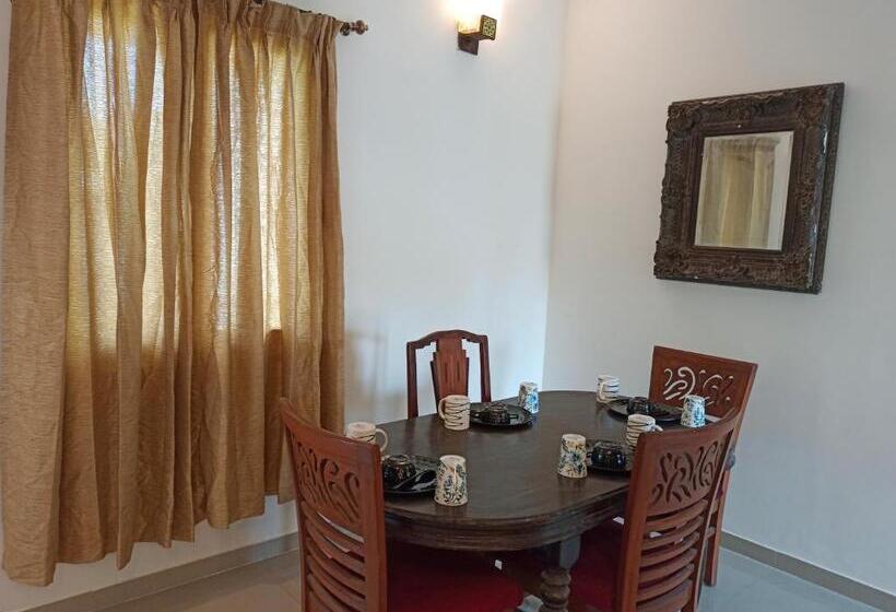 Apartamento 2 Dormitórios, Ronne S Apart