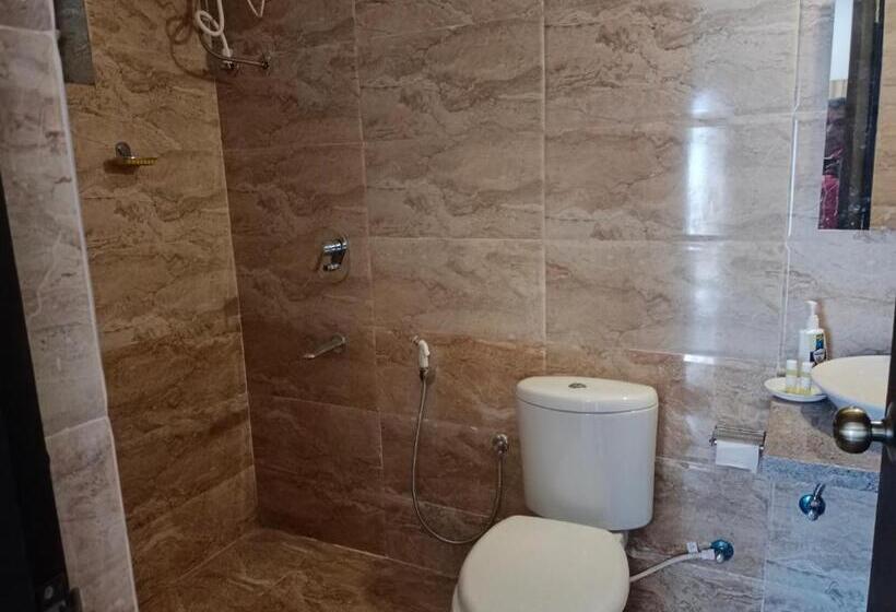 Apartamento 2 Dormitórios, Ronne S Apart
