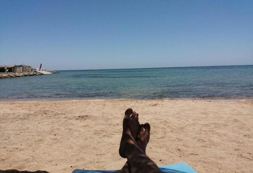 استودیوی استاندارد با چشم‌انداز دریا, Chalet Front The Beach