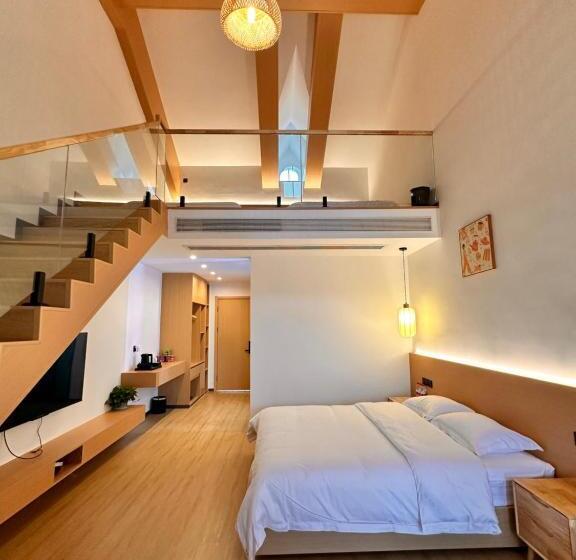 Семейный Номер Deluxe, Slowdown Hostel Wulong