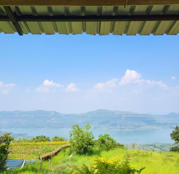 Номер Стандарт Вид на Озеро, Vayu Resort   Kas Pathar