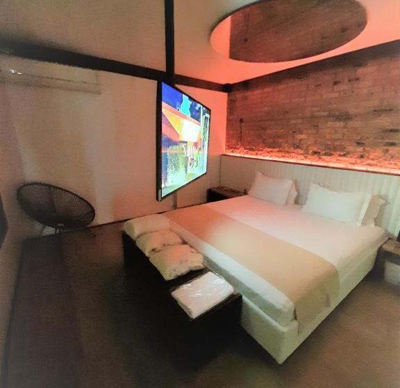 자쿠지 스위트, Luv Gardens Motel   Adults Only