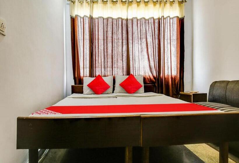 Трехместный Номер Классика, Oyo Hotel Sun Stone