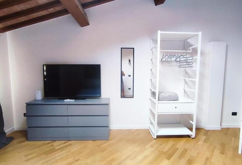اتاق استاندارد چهار تخته, I Bimbi Apartments
