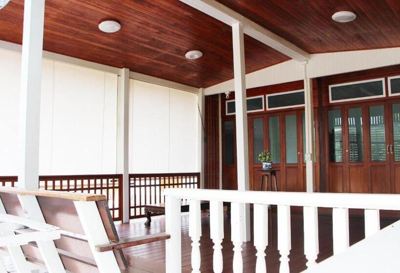 اتاق استاندارد, Room In Guest Room   Baan Khunphiphit Homestay No2229