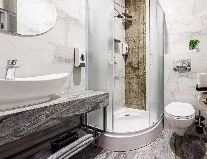 استودیوی استاندارد, Apartreserve Avtorskiy