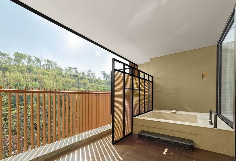 Номер Superior с Видом, Banyan Tree Dongguan Songshan Lake