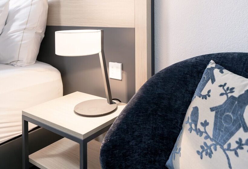 Номер Стандарт, Yparc Hôtel
