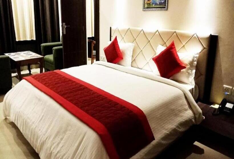 Номер Deluxe, Shaan Best Hotel & Lounge In Kharagpur