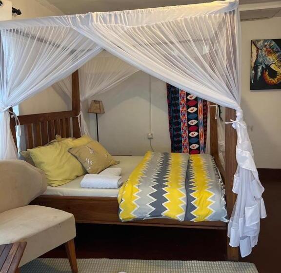 اتاق استاندارد با بالکن, Blue Elephant Villas