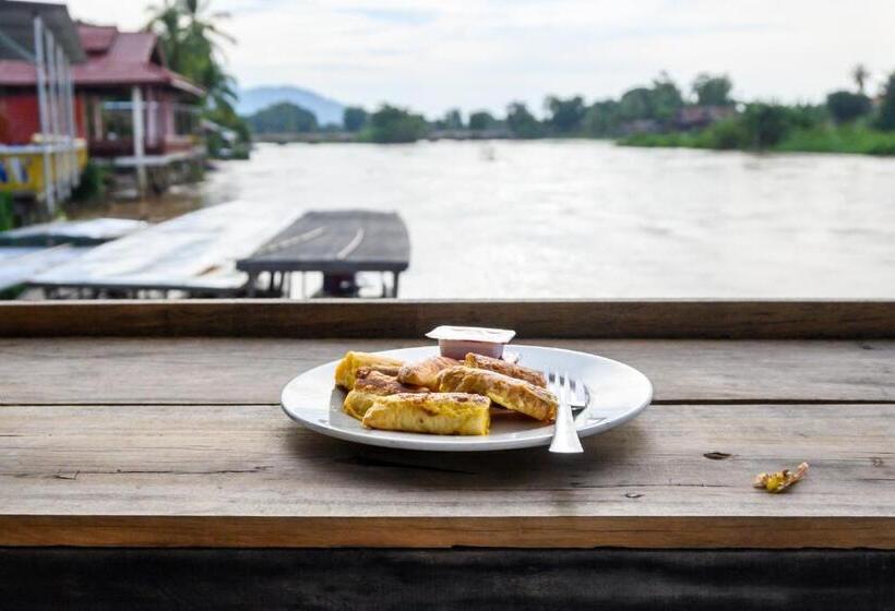 Deluxe room with river view, Bontai Resort, Don Khon
